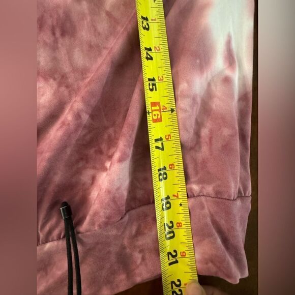 Socialite Women’s Pink Tie Dye Dolman Long Sleeve Pullover Sweatshirt Size Small - Picture 9 of 9